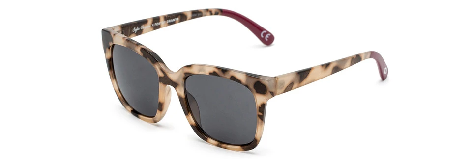 Sierra SunReaders® Sofia Vergara® X Foster Grant® - Image 2