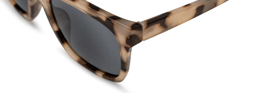 Sierra SunReaders® Sofia Vergara® X Foster Grant® - Image 4